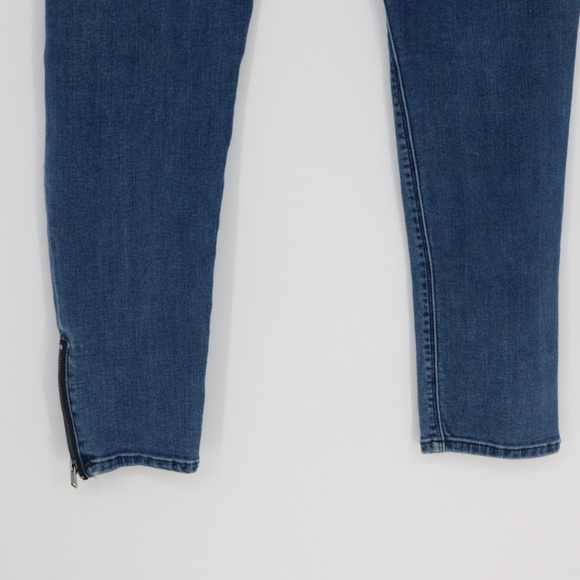 Lucky Brand Women's Brooke Legging Jean Size 8 Distressed Zipper Hem Medium Wash - Picture 12 of 15